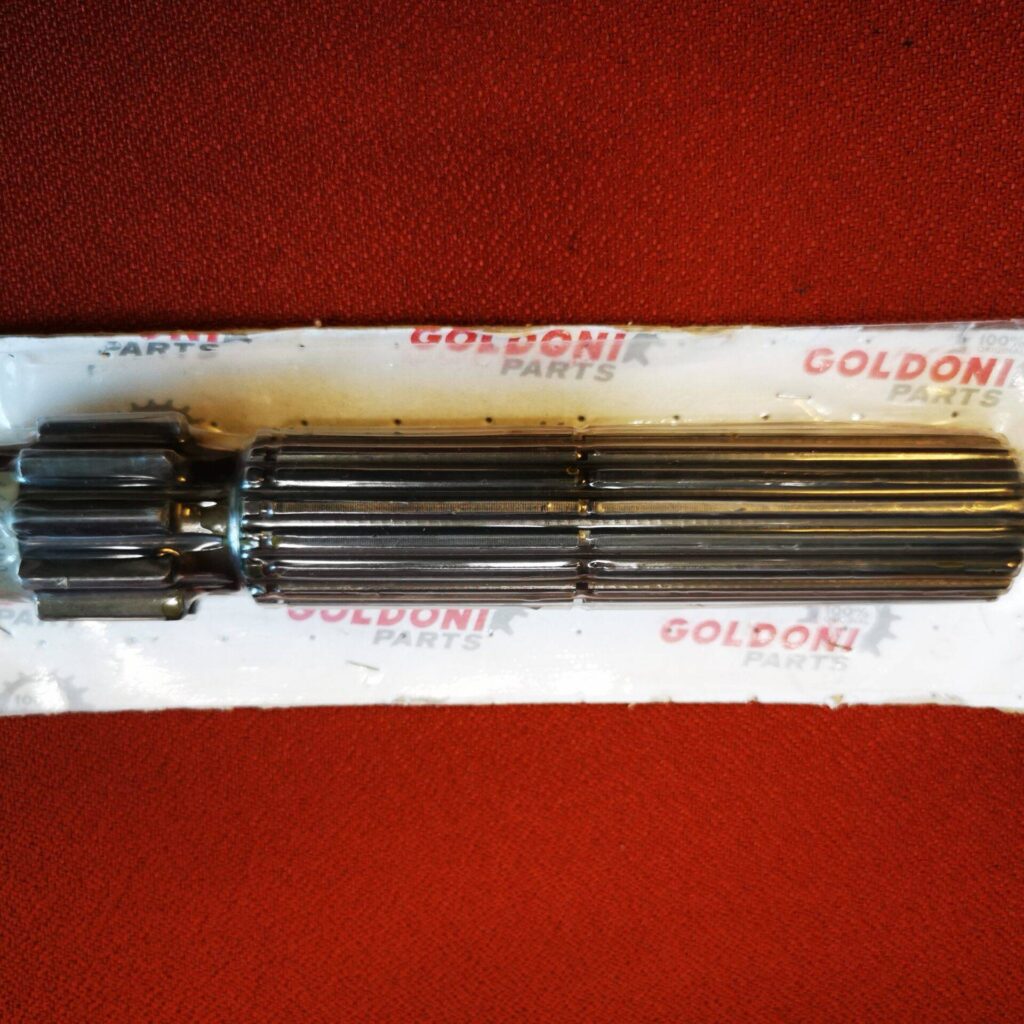 00006557 albero goldoni 230-240 euro RS Mod. 22, 26, 30, W40, 45. Mod. John Deere: Milenio 40R.