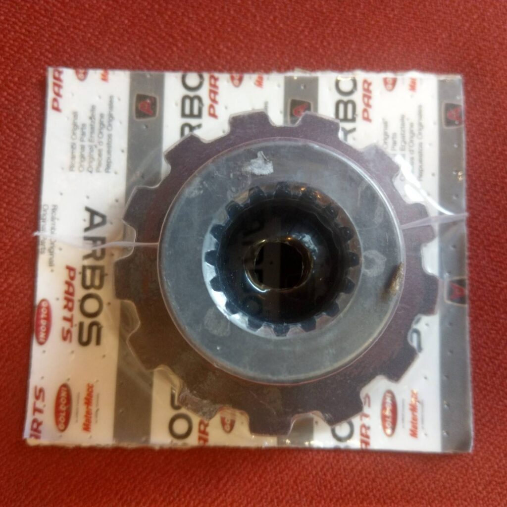 00014517 ΓΡΑΝΑΖΙ Ζ=13 ΕΜ.ΤΡΟΧΟΥ GOLDONI Q85 // John Deere: Milenio Q-85. No14 // INGRANAGGIO RINVIO PTO Z=23-33 COMPL. 00065998