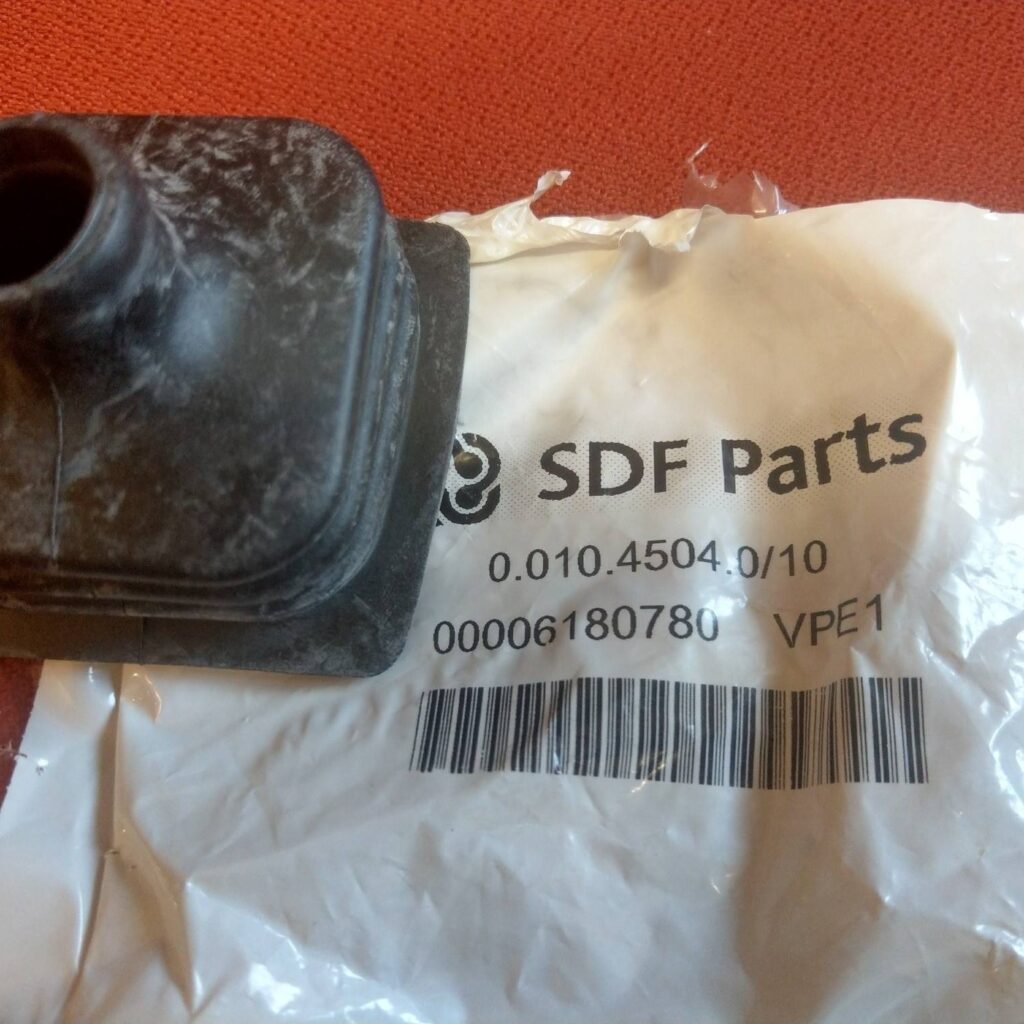 0.010.4504.0/10 ΦΥΣΟΥΝΑ ΛΕΒΙΕ ΤΑΧΥΤΗΤΩΝ MF 3330-3425-3435-3445-3455F SAME DORADO- LAMBORGHINI