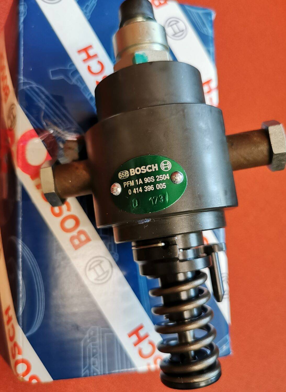 0414396005 bosch 2.4619.270.0/10 αντλία πετρελαίου BOSCH PFM1A90S2504 EURO II ZETOR SAME DEUTZ LAMBORGHINI New Original unit pump 0414396005 0 414 396 005 for Deutz 246192270