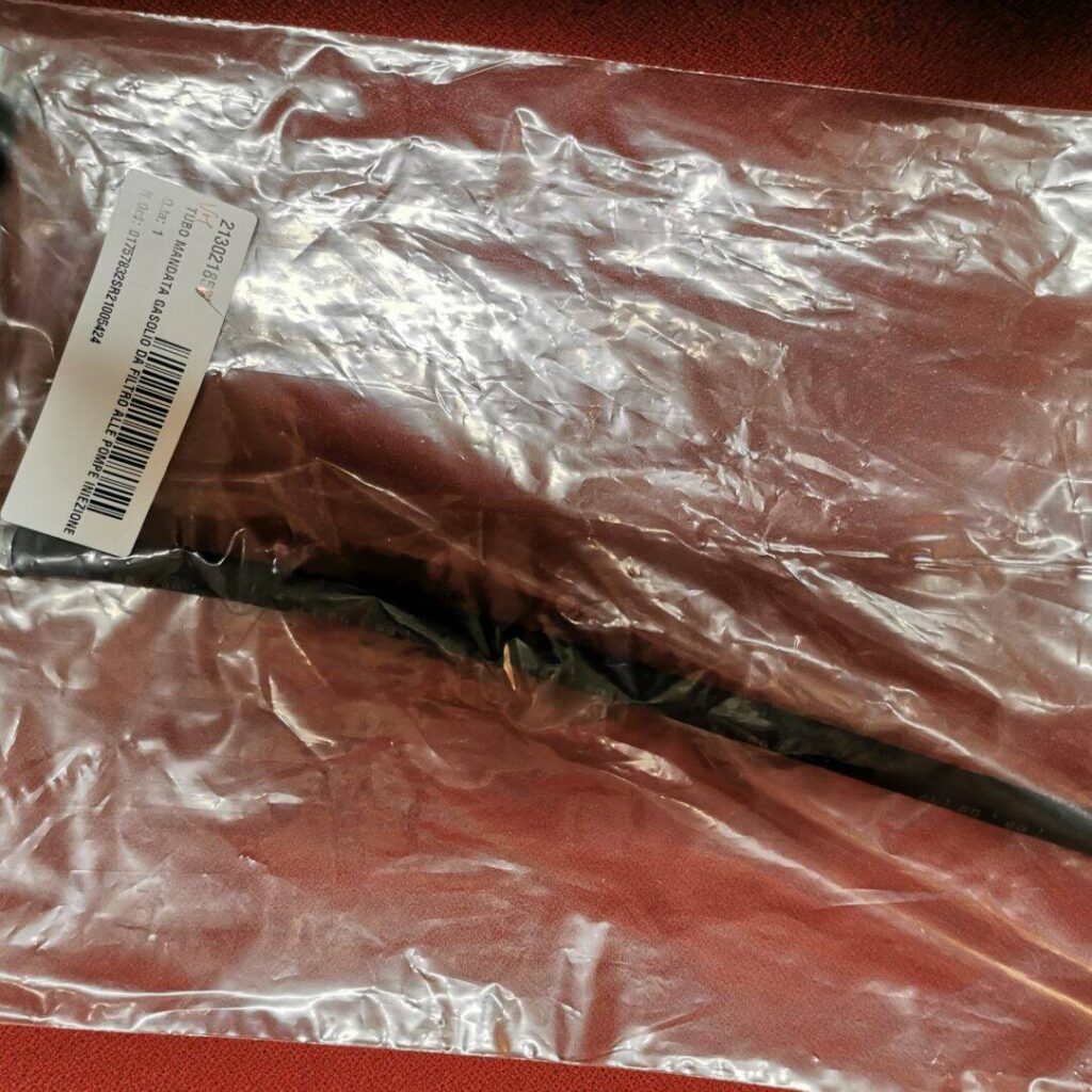 VM 21302185 TUBO IN GOMA VM  FERRARI BCS