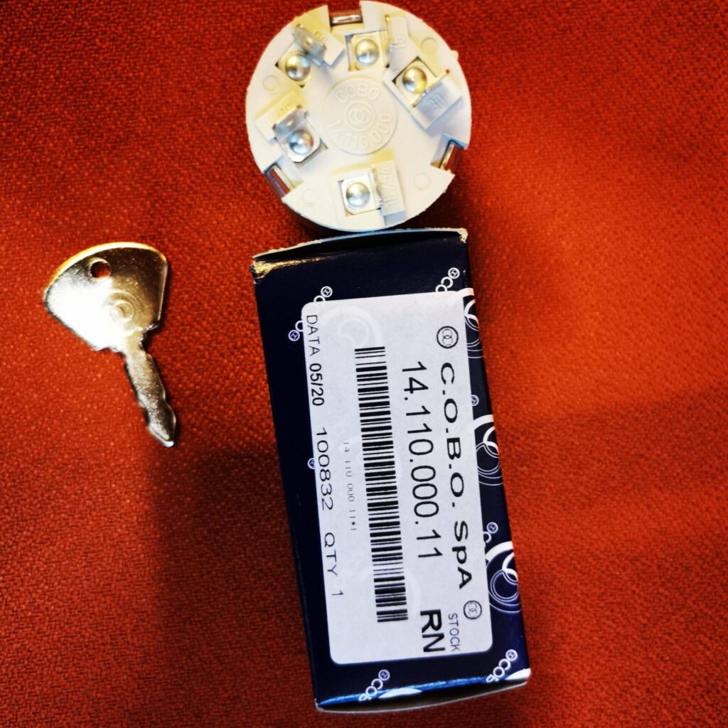 14.110.000 Διακόπτης Μίζας SAME LAMBORGHINI HURLIMAN // ANTONIO CARRARO 6173503  COBO