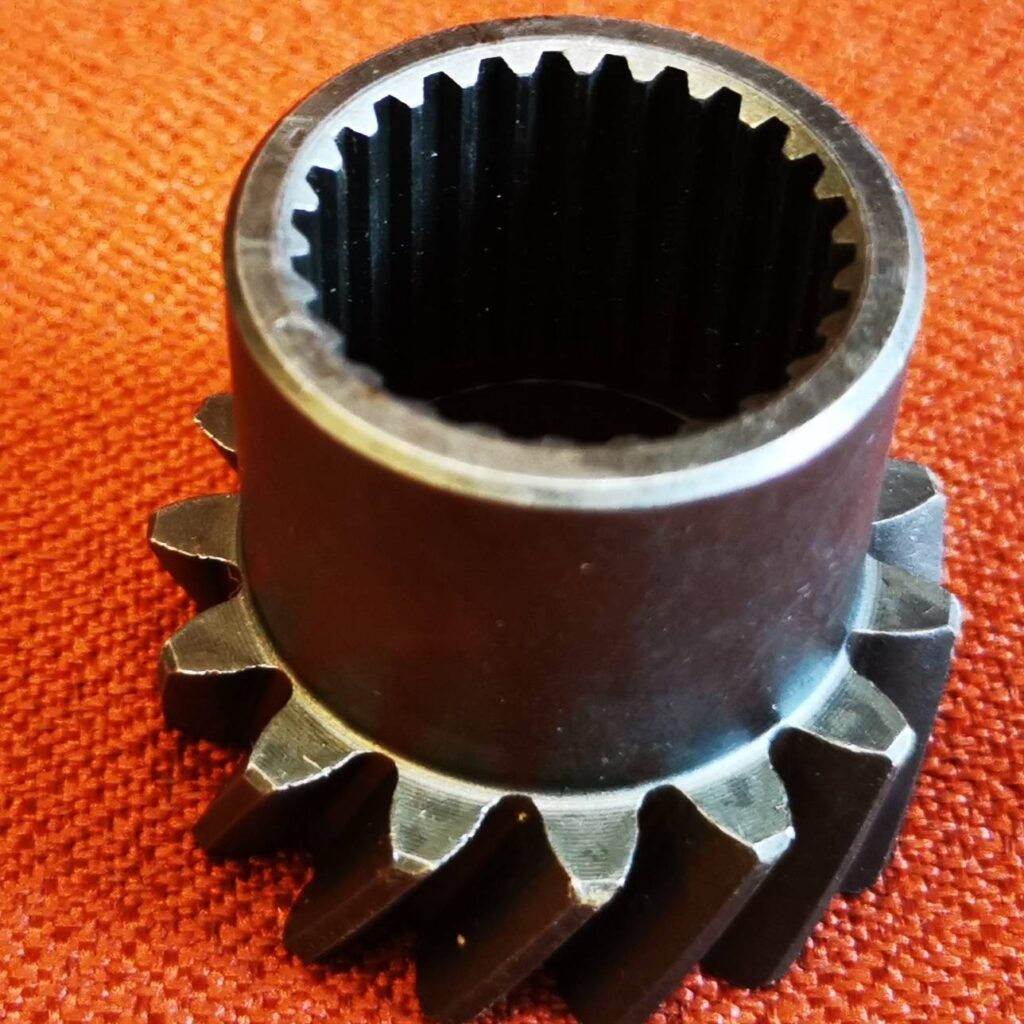 38240-21520 ΓΡΑΝΑΖΙ KUBOTA L2202 -L02 15/26 ΔΟΝΤΙΑ