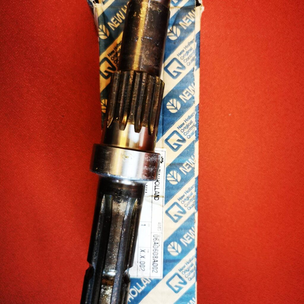 5124603 NEW HOLLAND ΑΞΟΝΑΣ P.T.O FIAT 45-66V-45-76VTRACTORS  3830   4330V   45-66   45-66 DT   45-76 V   50-66   50-66 DT   55-76 F   55-76 F DT   55-76 V   55-76 V DT   60-86 F   60-86 F DT   60-86 V   60-86 V DT   60-86S V   60-86S V DT   70-86 V DT   70-86S V DT   New.Holland