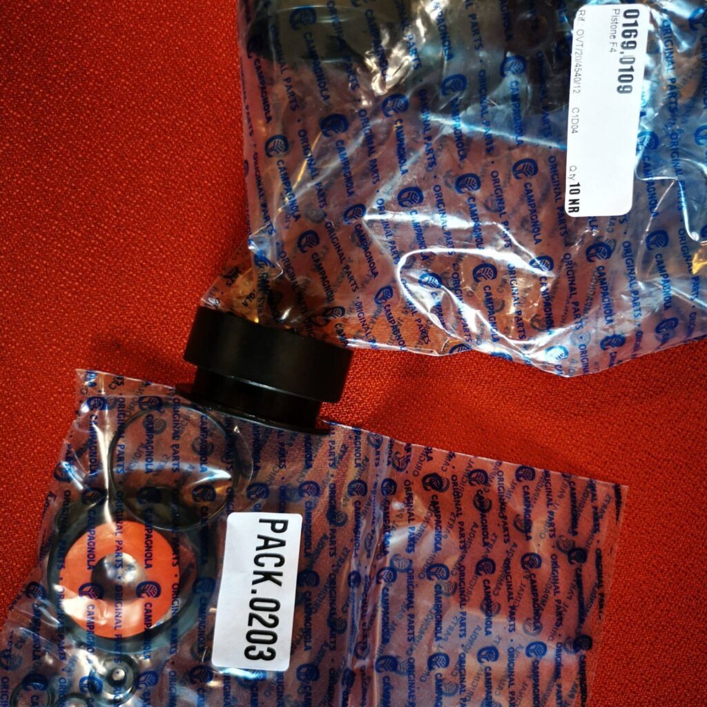 0169.0109  πιστόνι, χωρίς το λάστιχο, για το αεροψάλιδο Campagnola F4.