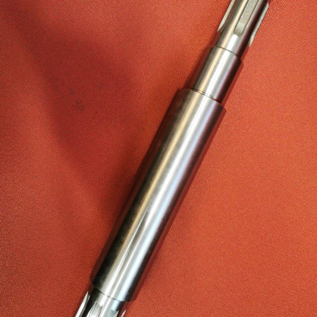 ΤΗ-023/Μ ΑΞΟΝΑΣ ΕΙΣΟΔΟΥ ΜΕΤΑΤΡΟΠΗΣ ROTAVATOR BT ΓΑΛΛΙΚΟΥ ΤΥΠΟΥ HR 30 ΜΗΚΟΣ: 40CM 6 ΚΑΡΕ/8 ΚΑΡΕ made in italy