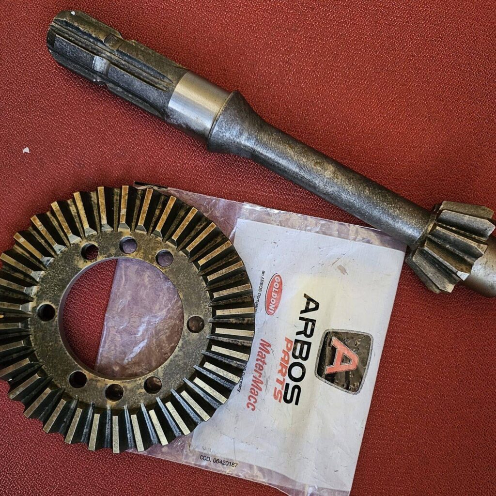 00008385/00008386 ΚΟΡΩΝΑ ΠΗΝΙΟ GOLDONI ΦΡΕΖΑ TYPO 40