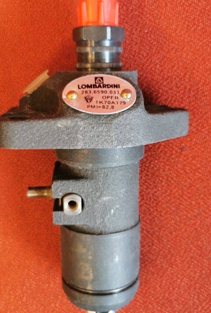 ΑΝΤΛΙΑ ΠΕΤΡΕΛΑΙΟΥ BOSCH ORIGINAL LOMBARDINI POMPA INIEZIONE COMPLETA BOSCH ad. LOMBARDINI LDA450/510 LDA96/97/100/ 4LD640/820 RIF. ORIG. 6590.033